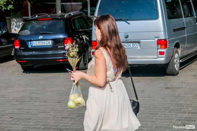 Різнобарв’я квітів та запашний мед: як у Луцьку святять «маковійчики». ФОТО