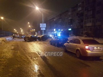 У Києві зіткнулися одразу 7 автомобілів. ФОТО