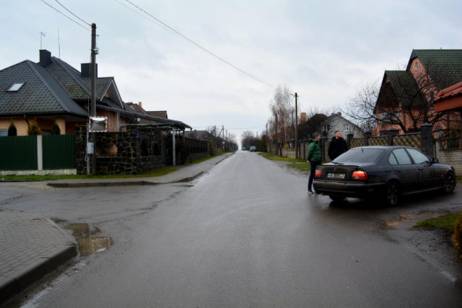 У громаді під Луцьком оголосили ініціативу зі встановлення дорожніх дзеркал. ФОТО