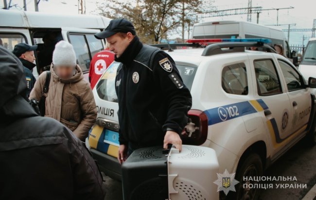 На Волині зустріли евакуаційний потяг з жителями Донеччини. ФОТО