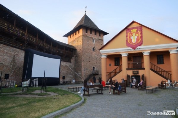 Кіно під відкритим небом. Ексклюзивне інтерв'ю з організатором Наталею Красильніковою. ФОТО