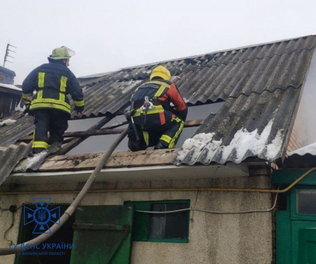 У Луцьку в підвалі ледве не згорів чоловік. ФОТО