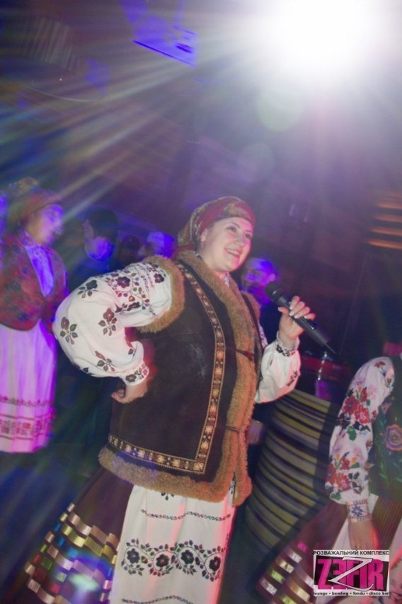 Клуб Зефір (фото взяті з http://vk.com/zefirlutsk)