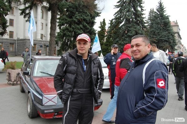 У Луцьку стартував автомотофестиваль «AutoWESTern». ФОТО