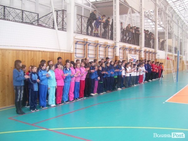 Найліпше грає у волейбол Затурцівська спецшкола