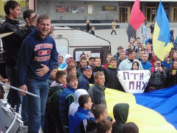 «Антипутінський» марш у Луцьку. ФОТО
