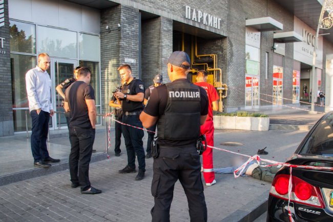 У Дніпрі двоє підлітків вчинили самогубство. ФОТО 18+