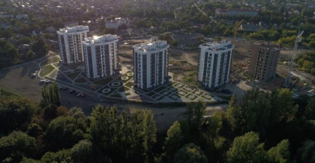 Казковий краєвид, два поверхи, тепла підлога: у «Супернові» продають останню квартиру. ВІДЕО*