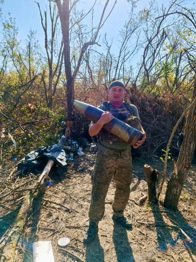 Вибрався із окупації, щоб воювати за Україну на рідній запорізькій землі: історія воїна, сім'я якого переїхала на Волинь