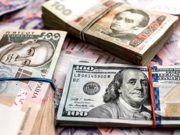 Курс долара впав: скільки коштує гривня у Луцьку 6 квітня