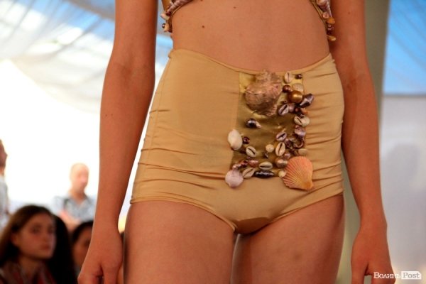 Довгоногі красуні, купальники, сукні: День моди в Луцьку. ФОТО