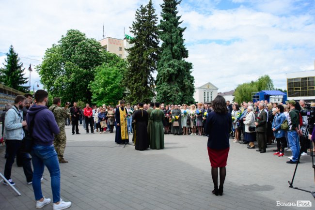 У Луцьку вшанували загиблих під Волновахою. ФОТО