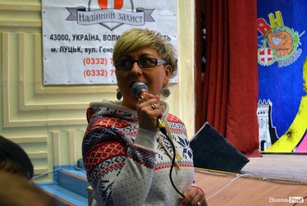 На КВНі в Луцьку перемогла команда, яка роздягалась на сцені і багато кричала. ФОТО