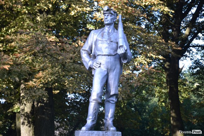 Нововолинськ: Працівники шахти бунтують проти звільнення керівника