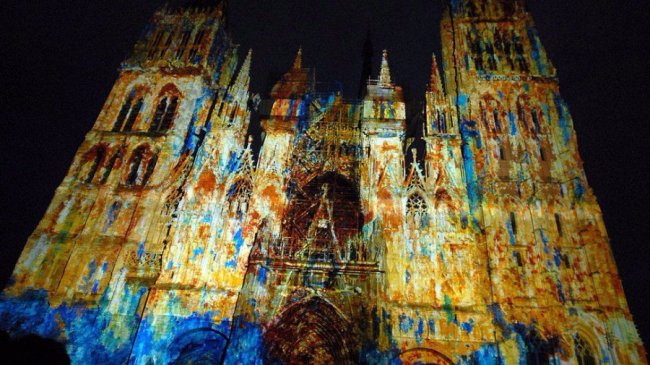 Кольори України у світі: дивовижне поєднання жовтого і блакитного