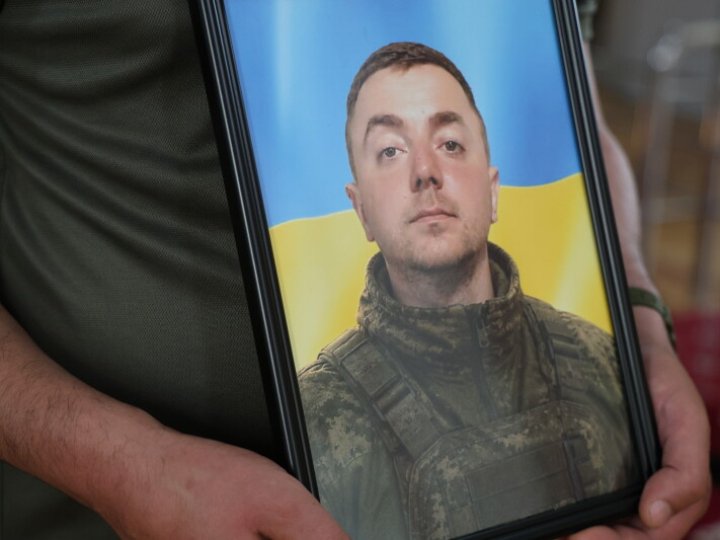 У Луцьку попрощались із загиблим захисником Володимиром Ігнатовичем
