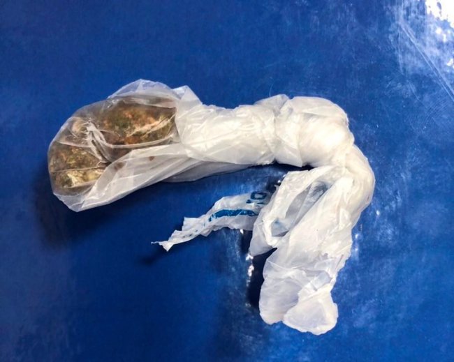 На Ягодині викрили осіб, які хотіли провезти наркотики в Україну. ФОТО