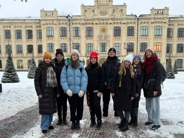 12 юних волинян отримали стипендії Президента України. ФОТО