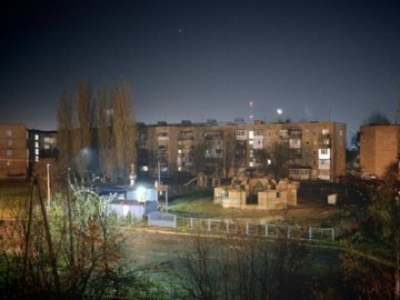 Фото нічного 40-го мікрорайону Луцька
