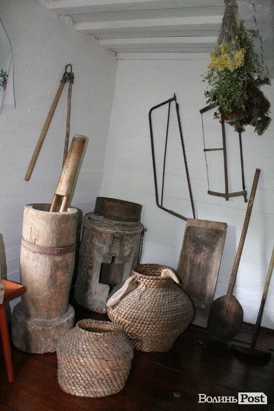 Партизанський музей у Лопатні: уламок ідеології чи місце пам’яті героїв?