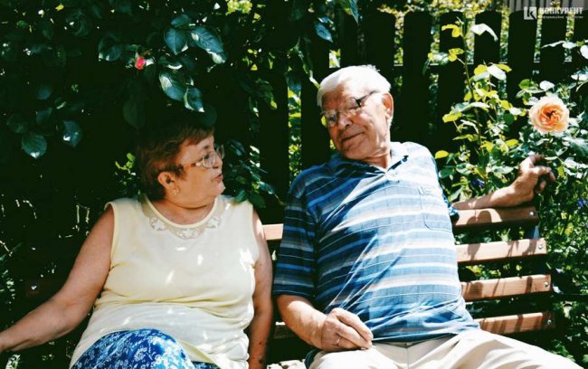 Подружжя з Луцька щороку висаджує квіти у «CITY PARK». ФОТО