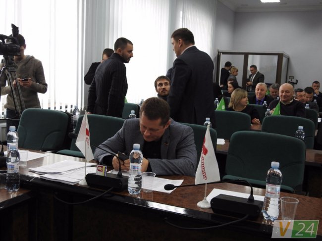 Сказали, у скільки лучанам обійшлася депутатська мінералка