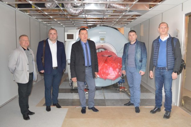 Волинська лікарня отримала надпотужний апарат МРТ, аналогів якому немає в області. ФОТО