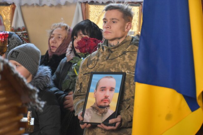 Скорботний день: у Луцьку поховали двох полеглих Героїв
