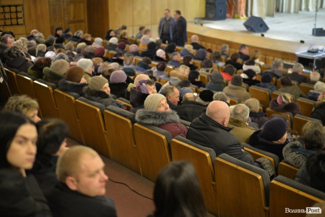 Томос, селфі та колядки: Петро Порошенко на Волині. ФОТОРЕПОРТАЖ