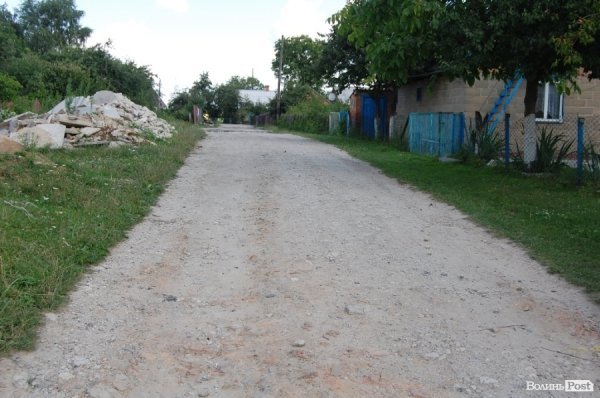 Чиновники перевірили якість життя на селі під Луцьком. ФОТО