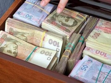 На Волині покарали депутатів, які голосували за виплату собі премій