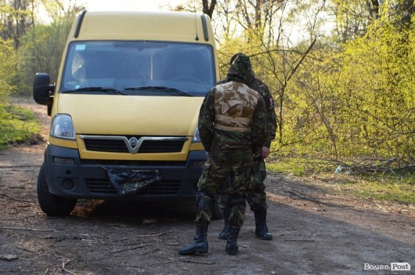 Під Луцьком незаконно розбирали колишню військову частину?