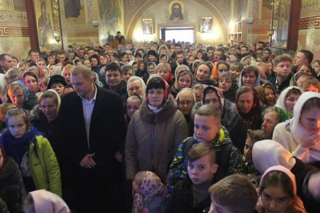 Онуфрій очолив богослужіння у жіночому монастирі на Волині. ФОТО