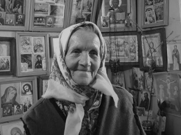 Бабуся з Волині у 92 роки пройшла пішки 200 кілометрів до Почаєва