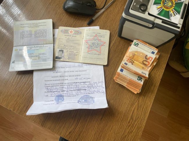 2 тисячі євро хабаря пропонував волинським прикордонникам ухилянт, аби потрапити  до Польщі