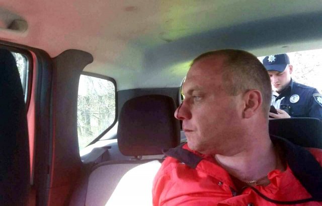 На Закарпатті п'яні поліцейські розтрощили службове авто, - ЗМІ