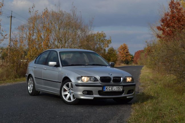Для залізних коней Луцького автомотоклубу влаштували фотосесію. ФОТО