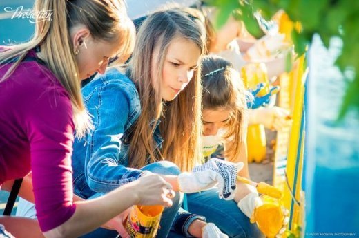 Як луцький міст став синьо-жовтим