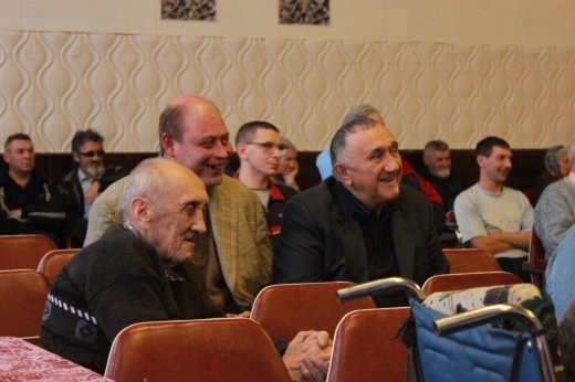 Тепло душі – самотнім людям!