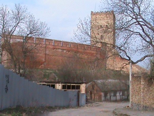 Екзклюзивна екскурсія «Королівством кривих дзеркал» древнього Лучеська!