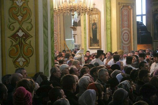 Різдво у луцькому Свято-Троїцькому соборі: море людей. Фото