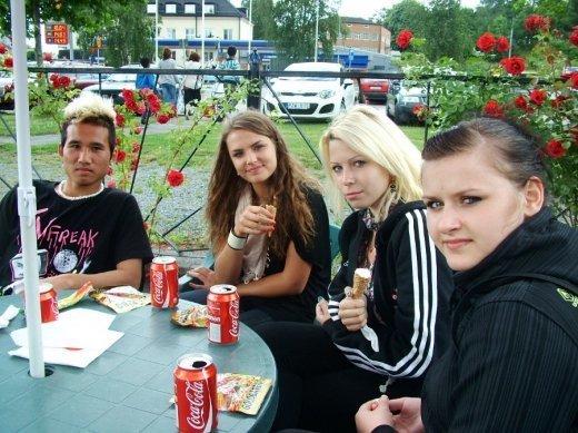 Швеція для українських дітей!