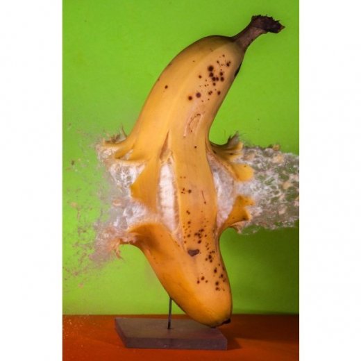 Стоп-кадр: як куля розриває їжу