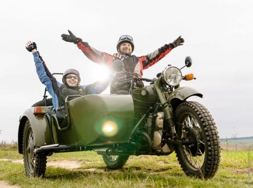 Пара з Івано-Франківська подолає 20 тисяч кілометрів на мотоциклі