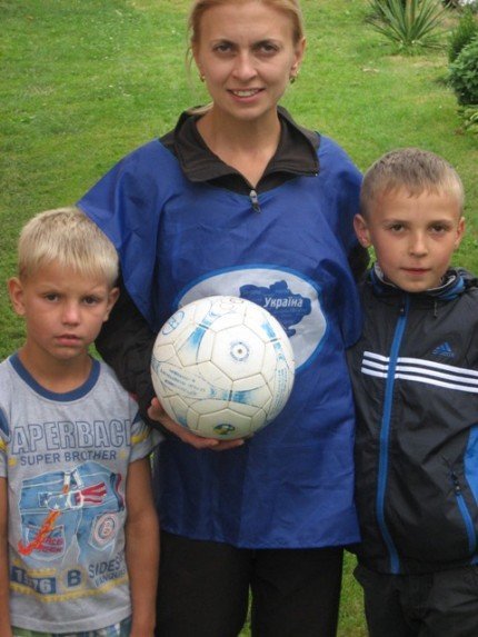 Дворовий футбол в Іваничах відбувся за підтримки «Молодих регіонів»