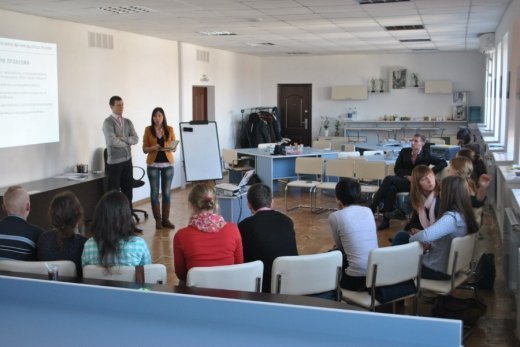 У Луцьку навчали як ефективно реалізувати право на мирні зібрання