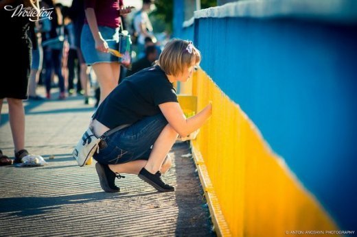 Як луцький міст став синьо-жовтим