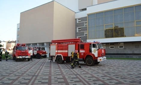 Сьогодні у Луцьку облмуздрамтеатр не горів, але його все одно гасили