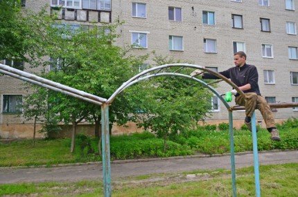 «Молоді регіони» відновили спортивний майданчик у Ковелі