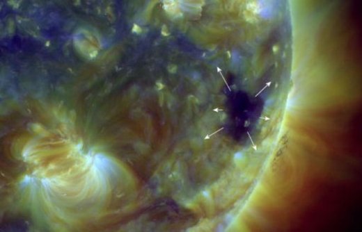 Ураган спровоцировал аномальные светоэффекты в Америке 